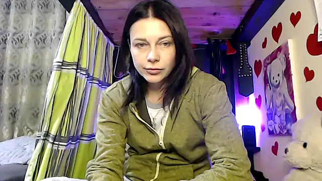 Snapshot of HarleyQuinn_69 chatting on January 2025 07:20:02 PM HarleyQuinn 69 online show from January 2025 07:20:02 PM