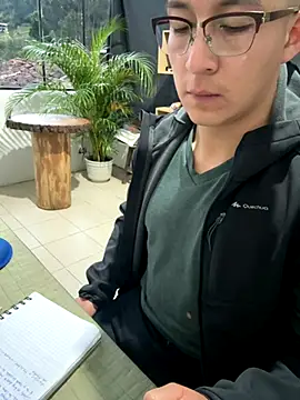 Snapshot of 97banana chatting on September 2025 10:55:01 PM 97banana online show from September 2025 10:55:01 PM