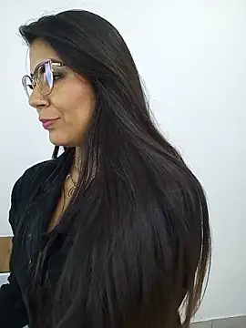 Luna Dumont online show from May 2026 11:17:01 AM
