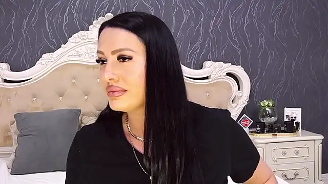 Lauren Saint online show from April 2026 01:41:02 PM
