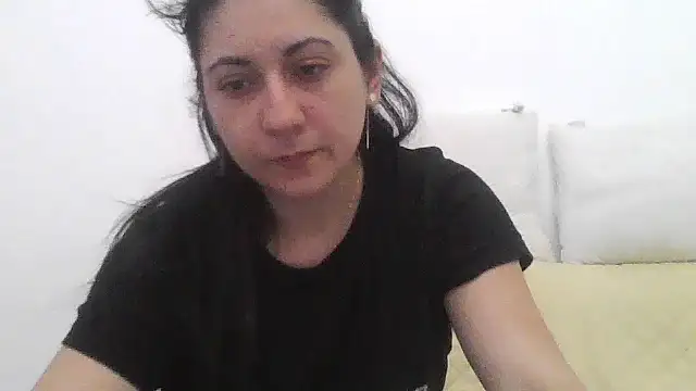 Snapshot of davenmichelle00 chatting on February 2026 06:34:02 AM davenmichelle00 online show from February 2026 06:34:02 AM