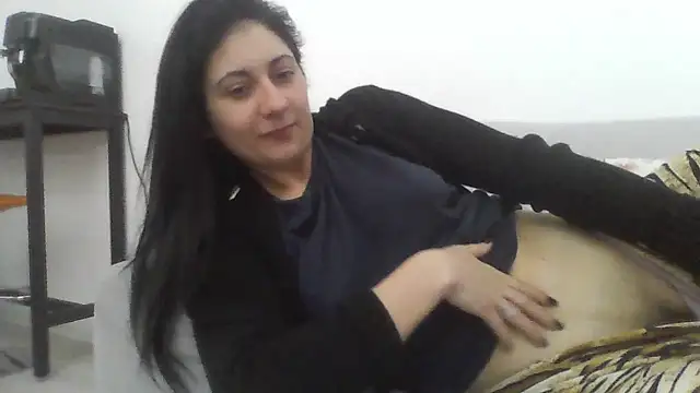 Snapshot of davenmichelle00 chatting on February 2026 09:13:01 AM davenmichelle00 online show from February 2026 09:13:01 AM