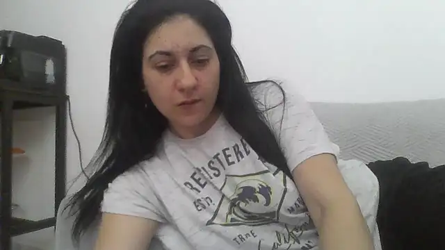 Snapshot of davenmichelle00 chatting on February 2026 04:22:01 PM davenmichelle00 online show from February 2026 04:22:01 PM