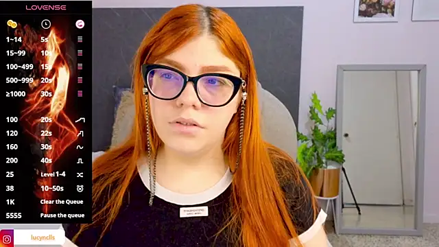 Snapshot of lucie_nicolls chatting on December 2024 06:58:02 PM lucie nicolls online show from December 2024 06:58:02 PM