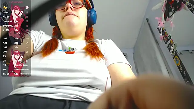 Snapshot of lucie_nicolls chatting on March 2025 11:27:01 PM lucie nicolls online show from March 2025 11:27:01 PM