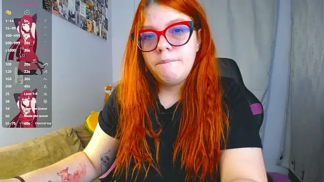 Snapshot of lucie_nicolls chatting on March 2025 09:46:02 PM lucie nicolls online show from March 2025 09:46:02 PM