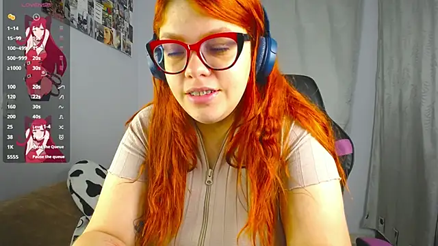 Snapshot of lucie_nicolls chatting on March 2025 08:23:02 PM lucie nicolls online show from March 2025 08:23:02 PM