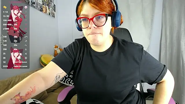 Snapshot of lucie_nicolls chatting on March 2025 06:50:02 PM lucie nicolls online show from March 2025 06:50:02 PM