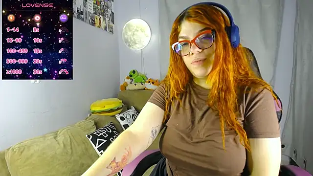 Snapshot of lucie_nicolls chatting on March 2025 10:58:02 PM lucie nicolls online show from March 2025 10:58:02 PM