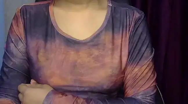 Snapshot of Karnaa_vail chatting on January 2025 05:19:01 AM Karnaa vail online show from January 2025 05:19:01 AM