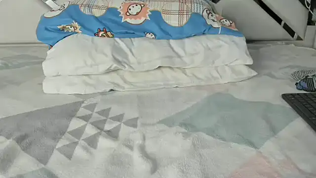 Snapshot of maybelline69 chatting on March 2025 10:58:01 PM maybelline69 online show from March 2025 10:58:01 PM