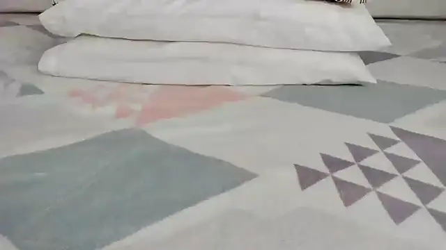 Snapshot of maybelline69 chatting on March 2025 03:17:02 PM maybelline69 online show from March 2025 03:17:02 PM