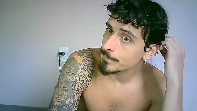 milkoffe online show from December 2024 05:01:01 PM