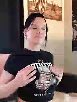 SidneyRaee online show from February 2025 06:44:01 PM