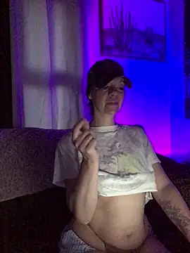 SidneyRaee online show from September 2025 12:32:01 PM