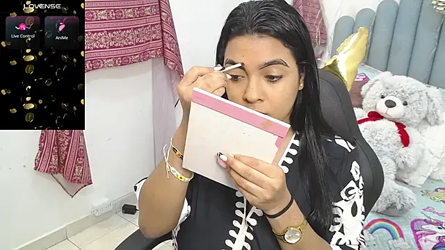 lakshmiraniii online show from December 2025 11:30:02 AM