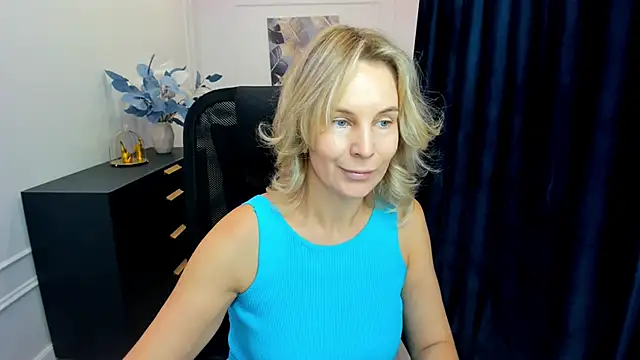 Snapshot of Sinty_Devis chatting on September 2025 11:37:02 AM Sinty Devis online show from September 2025 11:37:02 AM