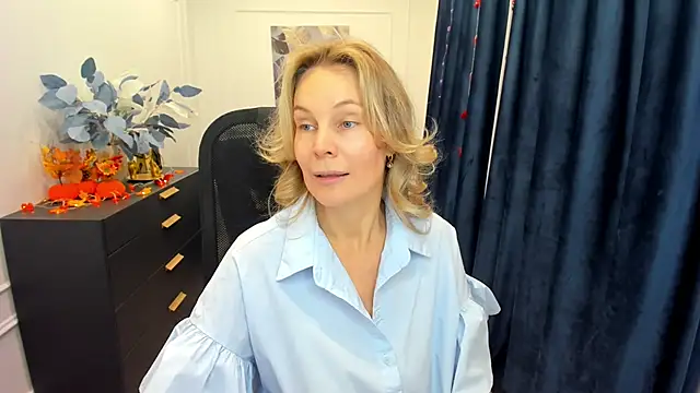 Snapshot of Sinty_Devis chatting on November 2025 04:25:01 AM Sinty Devis online show from November 2025 04:25:01 AM