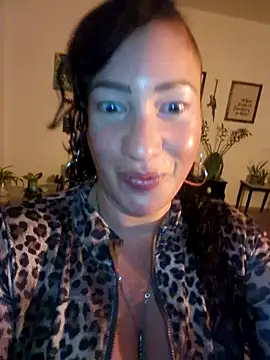 Snapshot of TheGoddessBianca chatting on December 2024 04:03:01 PM TheGoddessBianca online show from December 2024 04:03:01 PM