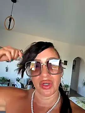 Snapshot of TheGoddessBianca chatting on September 2025 02:44:01 PM TheGoddessBianca online show from September 2025 02:44:01 PM