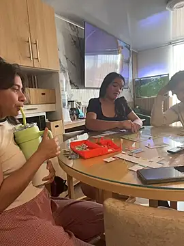 Snapshot of Nina-Eros1 chatting on December 2025 05:42:02 PM Nina-Eros1 online show from December 2025 05:42:02 PM