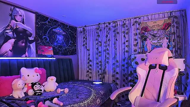 LanaKyutt online show from December 2024 11:13:01 PM