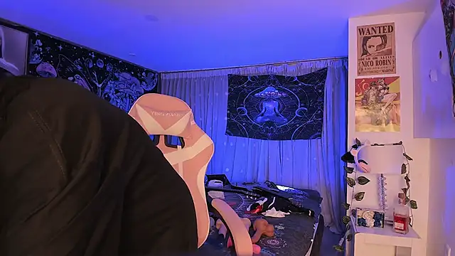 LanaKyutt online show from February 2025 07:55:01 AM