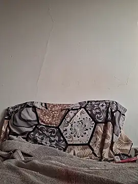 dirtybearr online show from December 2025 11:08:02 AM