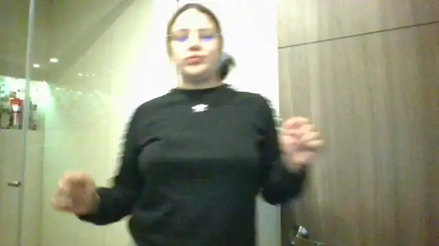  Sarahh 0 online show from December 2024 03:17:02 AM