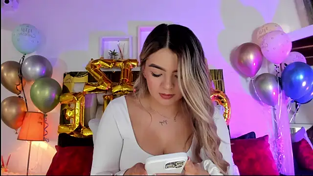 emmy r online show from September 2025 12:06:01 PM