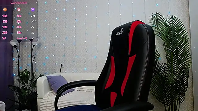 Camelia Lillie online show from November 2025 01:17:01 AM