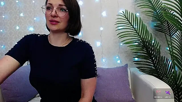 Camelia Lillie online show from May 2026 11:45:02 PM