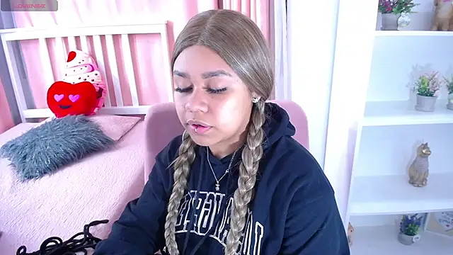 Nahom1  online show from February 2025 08:49:02 AM