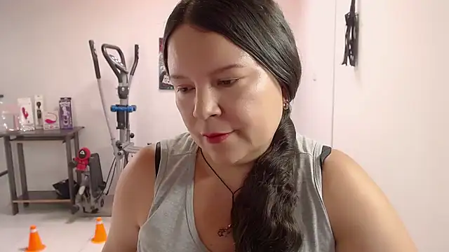 claryssa  online show from May 2026 08:38:02 PM