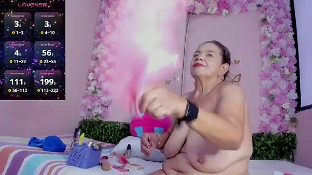 grandmother milf online show from May 2026 02:22:01 PM