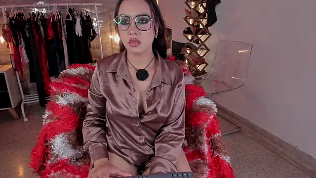 samara smithh online show from May 2026 03:34:01 AM