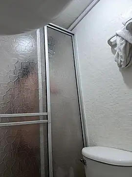 Snapshot of SheraHadee chatting on March 2025 12:23:02 PM SheraHadee online show from March 2025 12:23:02 PM