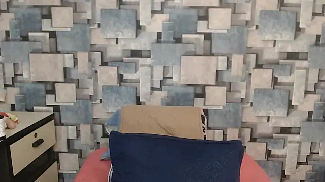 angel dthroatt online show from December 2025 12:11:02 PM