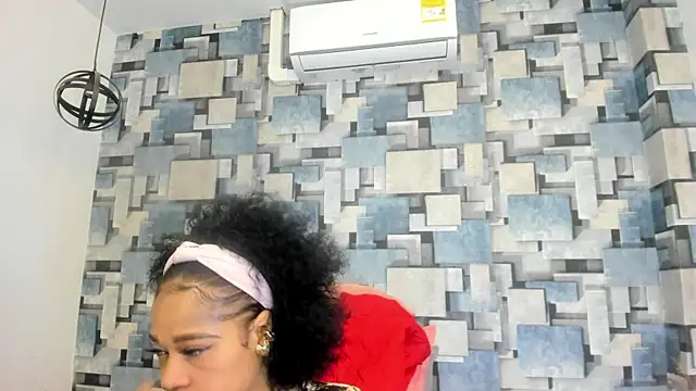 Snapshot of angel_dthroatt chatting on May 2026 12:10:01 PM angel dthroatt online show from May 2026 12:10:01 PM