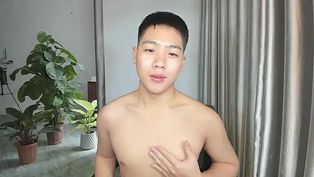 Snapshot of Oliver_Nl chatting on March 2025 03:33:02 AM Oliver Nl online show from March 2025 03:33:02 AM