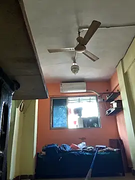 Snapshot of Sand-1 chatting on February 2026 05:06:01 AM Sand-1 online show from February 2026 05:06:01 AM