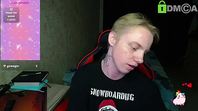 Snapshot of Alexis_Gordon chatting on September 2025 10:44:01 PM Alexis Gordon online show from September 2025 10:44:01 PM