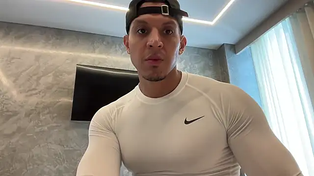 Snapshot of Frank_heaven01 chatting on February 2026 07:40:01 PM Frank heaven01 online show from February 2026 07:40:01 PM