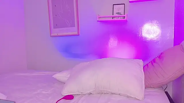 CristalCornner  online show from April 2026 08:03:01 PM