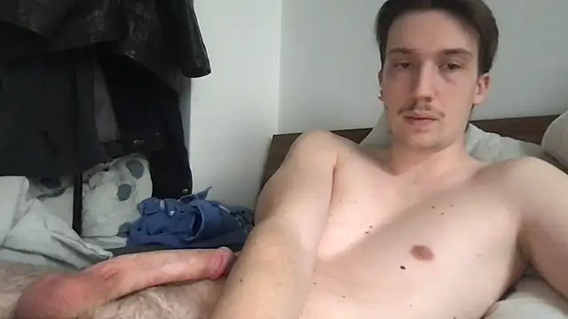 hungandfun05 online show from February 2026 12:58:01 PM