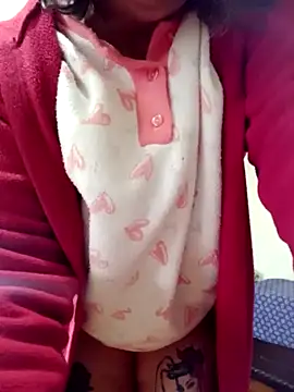 Snapshot of Hotsereia chatting on January 2025 09:44:02 AM Hotsereia online show from January 2025 09:44:02 AM