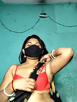 Snapshot of Luv_Adite20 chatting on February 2025 05:03:02 PM Luv Adite20 online show from February 2025 05:03:02 PM