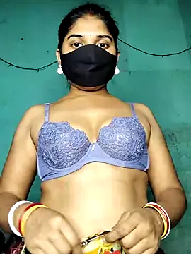 Snapshot of Luv_Adite20 chatting on February 2025 06:09:02 PM Luv Adite20 online show from February 2025 06:09:02 PM