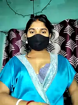 Snapshot of Luv_Adite20 chatting on February 2025 05:26:01 PM Luv Adite20 online show from February 2025 05:26:01 PM