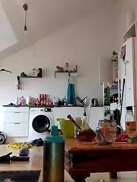 eltoulou online show from January 2025 02:07:02 PM